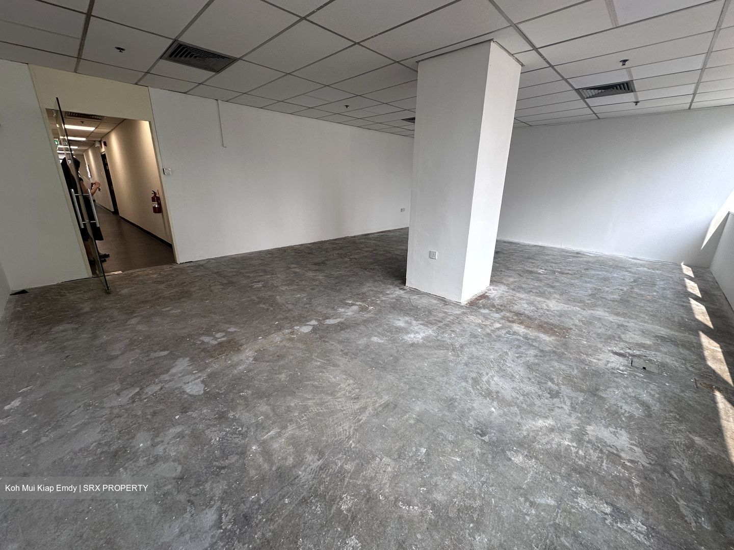 Og Albert Complex (D7), Office #611141551